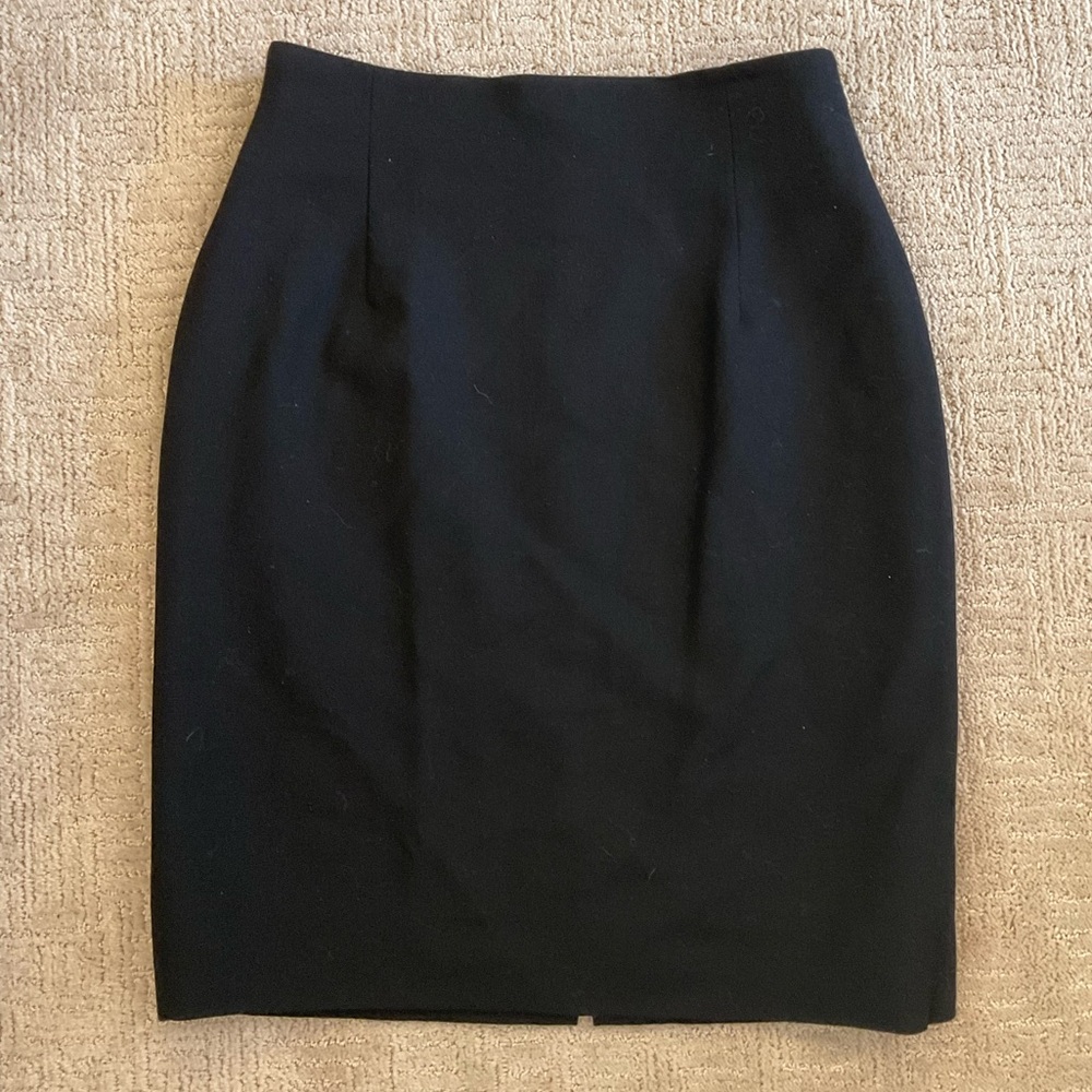 🇨🇦Vintage Black 100% Wool Lined Pencil Skirt 14 EUC Timeless Classic Minimalist